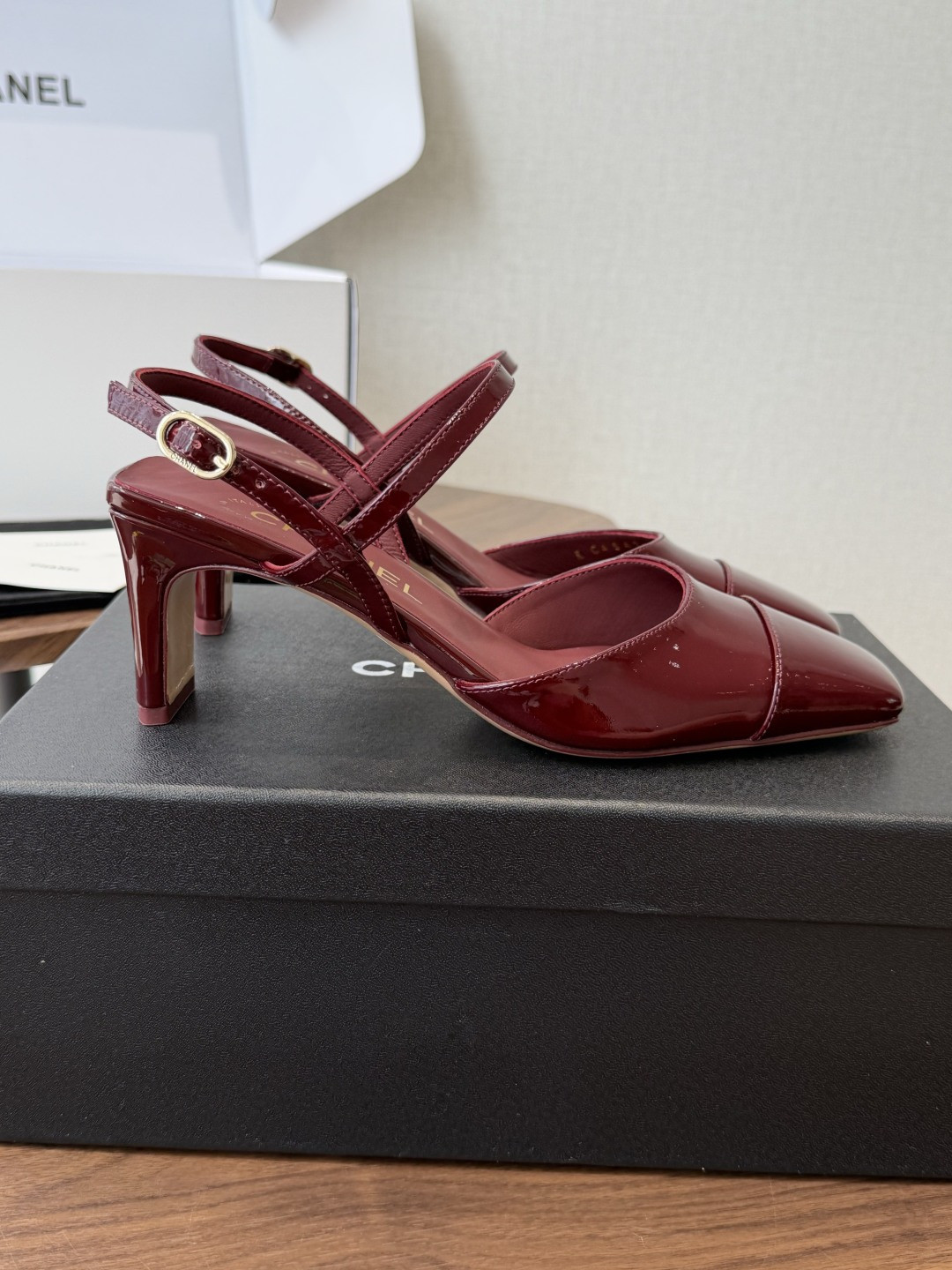 UA Ch**el Slingbacks 6cm Heel