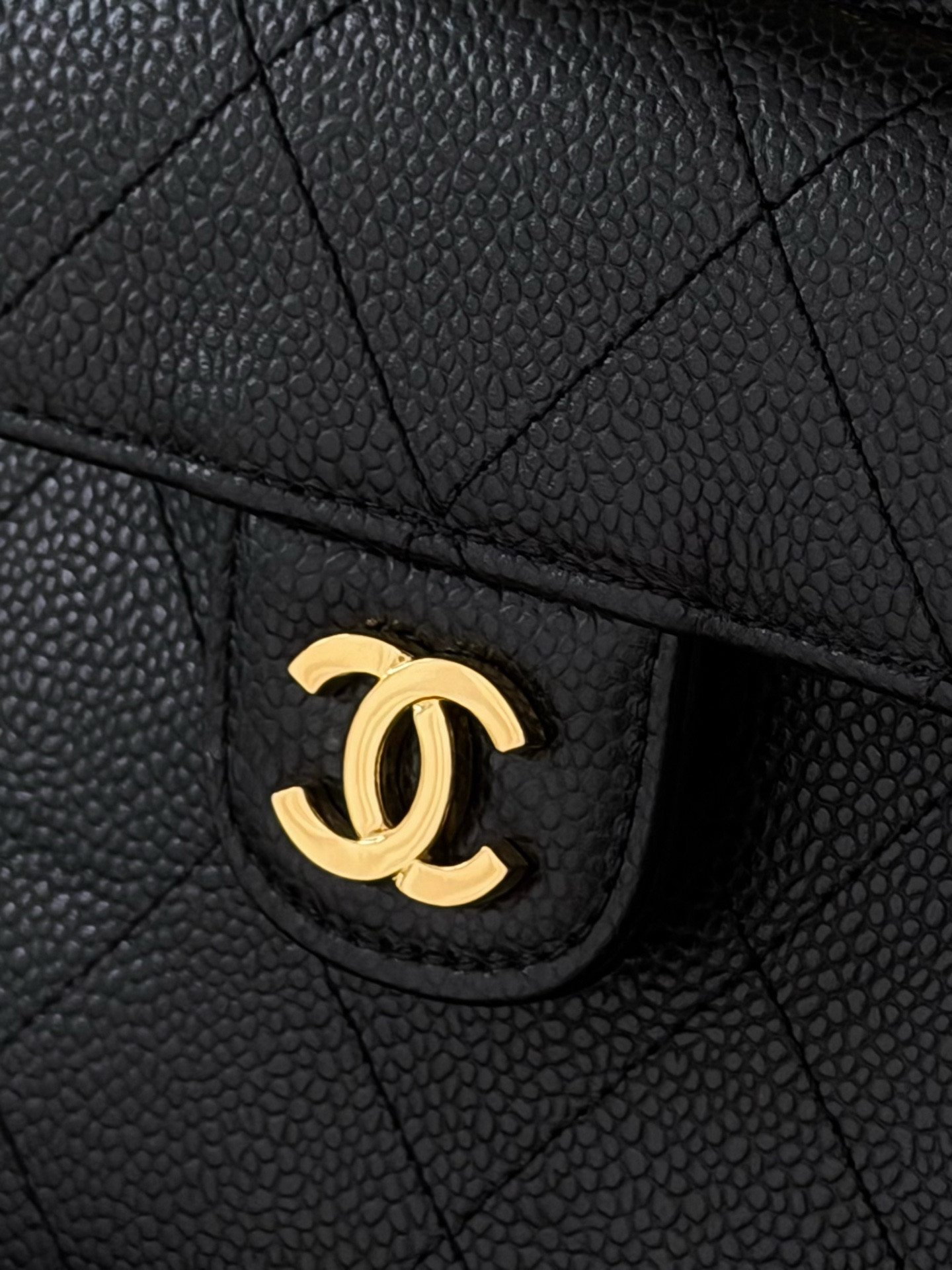 Ch**el Shopping Bag 19x25x12cm