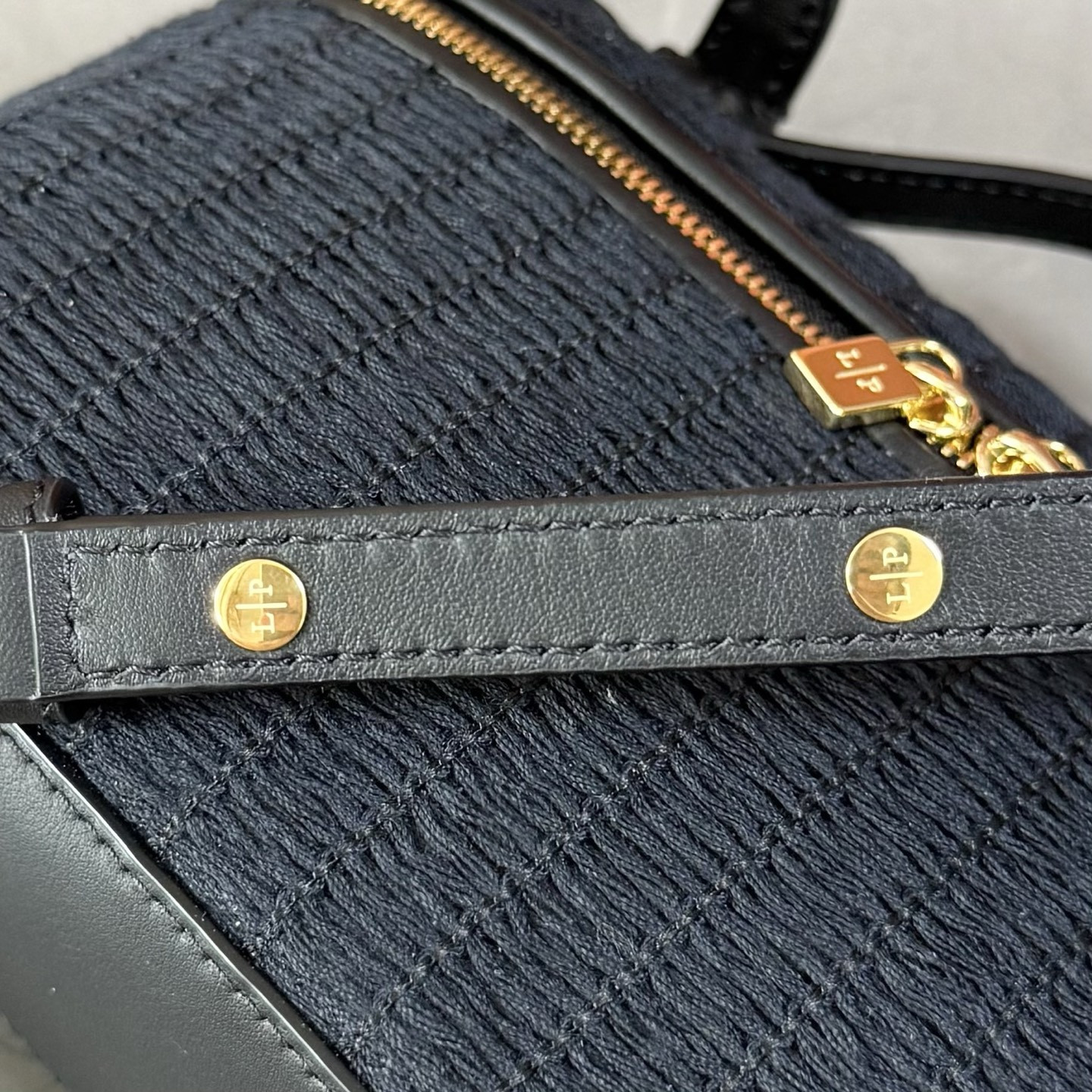 L0r0 P1ana Extra Pocket L19 Deep Blue 11 x 19 x 6.5 cm