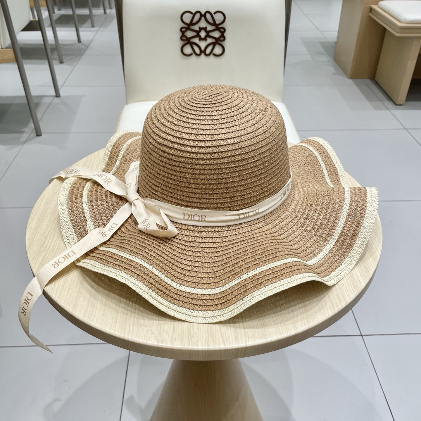 D10r Straw Hat 57cm Head Circumference