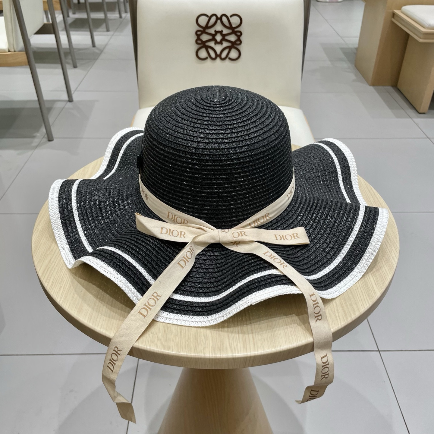 D10r Straw Hat 57cm Head Circumference