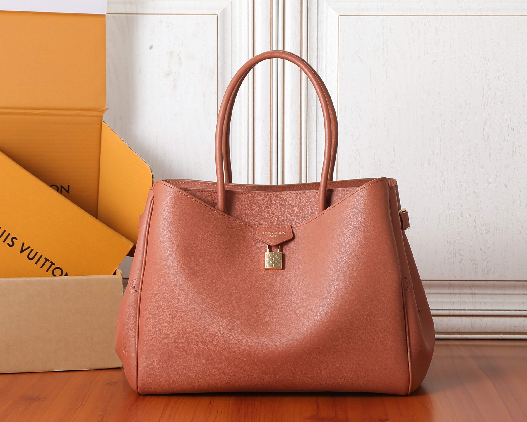LV Vendome MM M26501 35.5x28x17cm