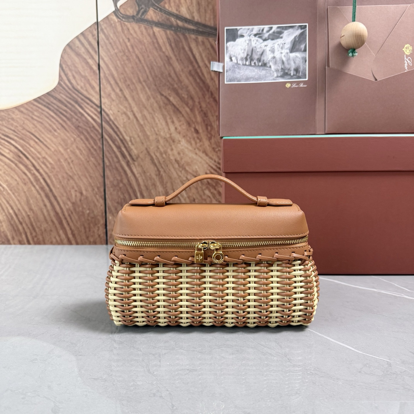 L0r0 P1ana Extra Pocket L19 East-West wicker 19x12x7cm