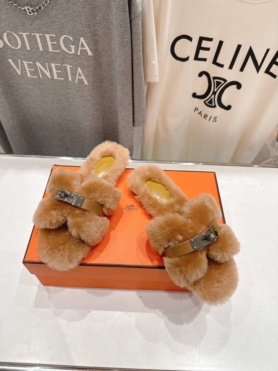 UA H**me5 Chypre Sandals
