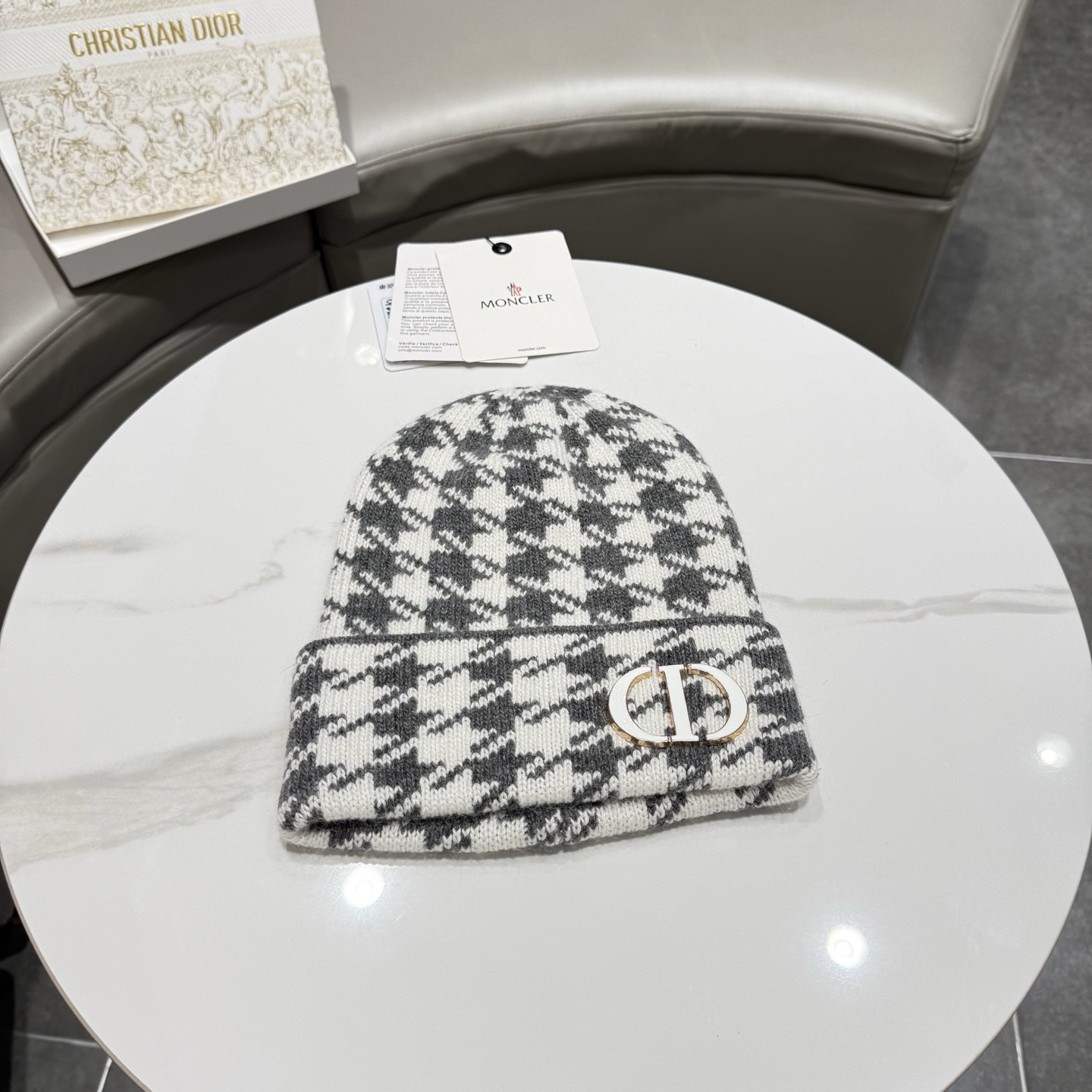 D10r Beanie