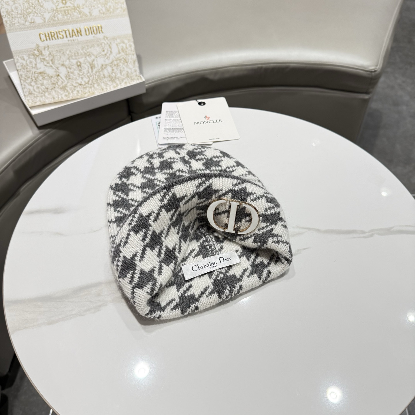 D10r Beanie