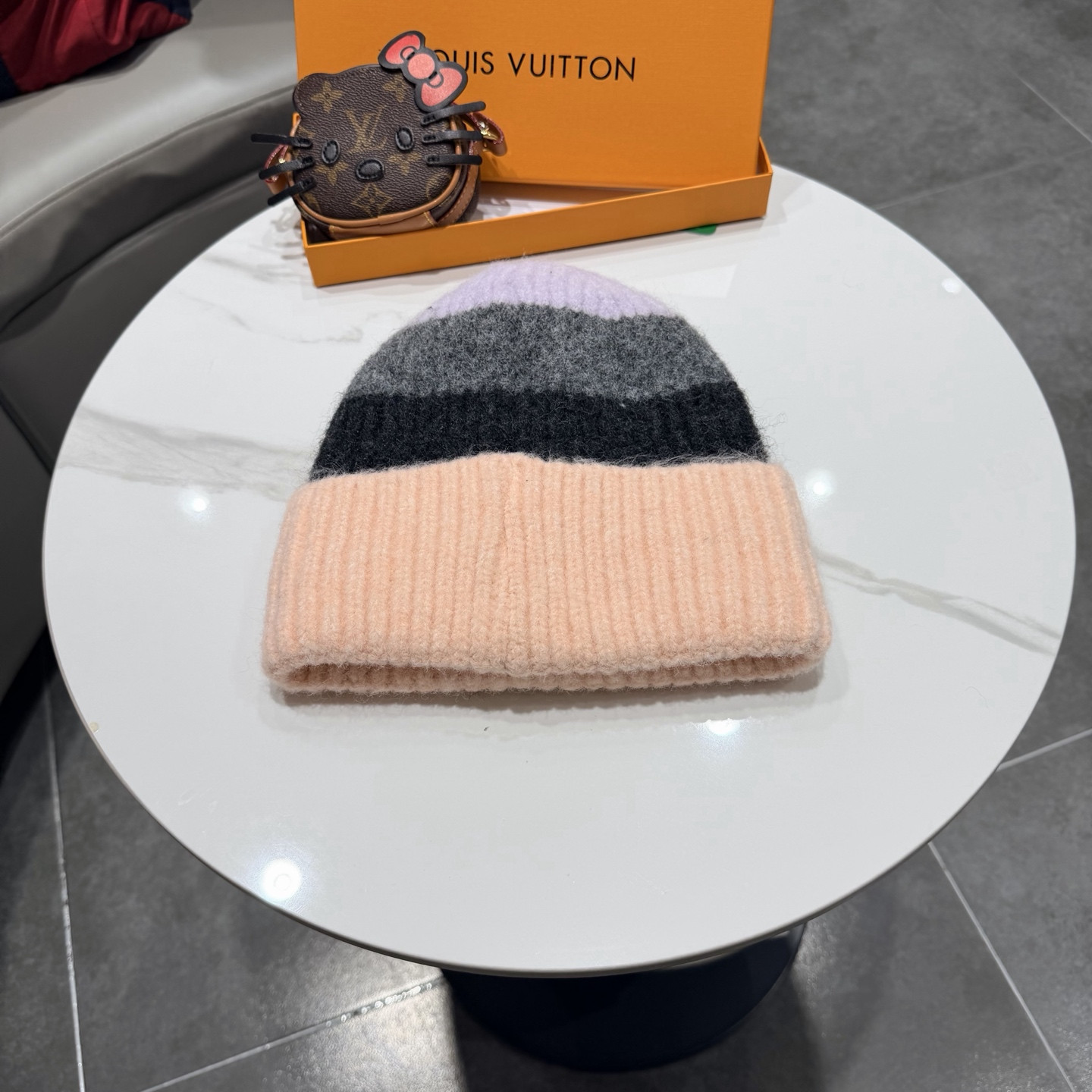 L0vis Vvtt0n Beanie