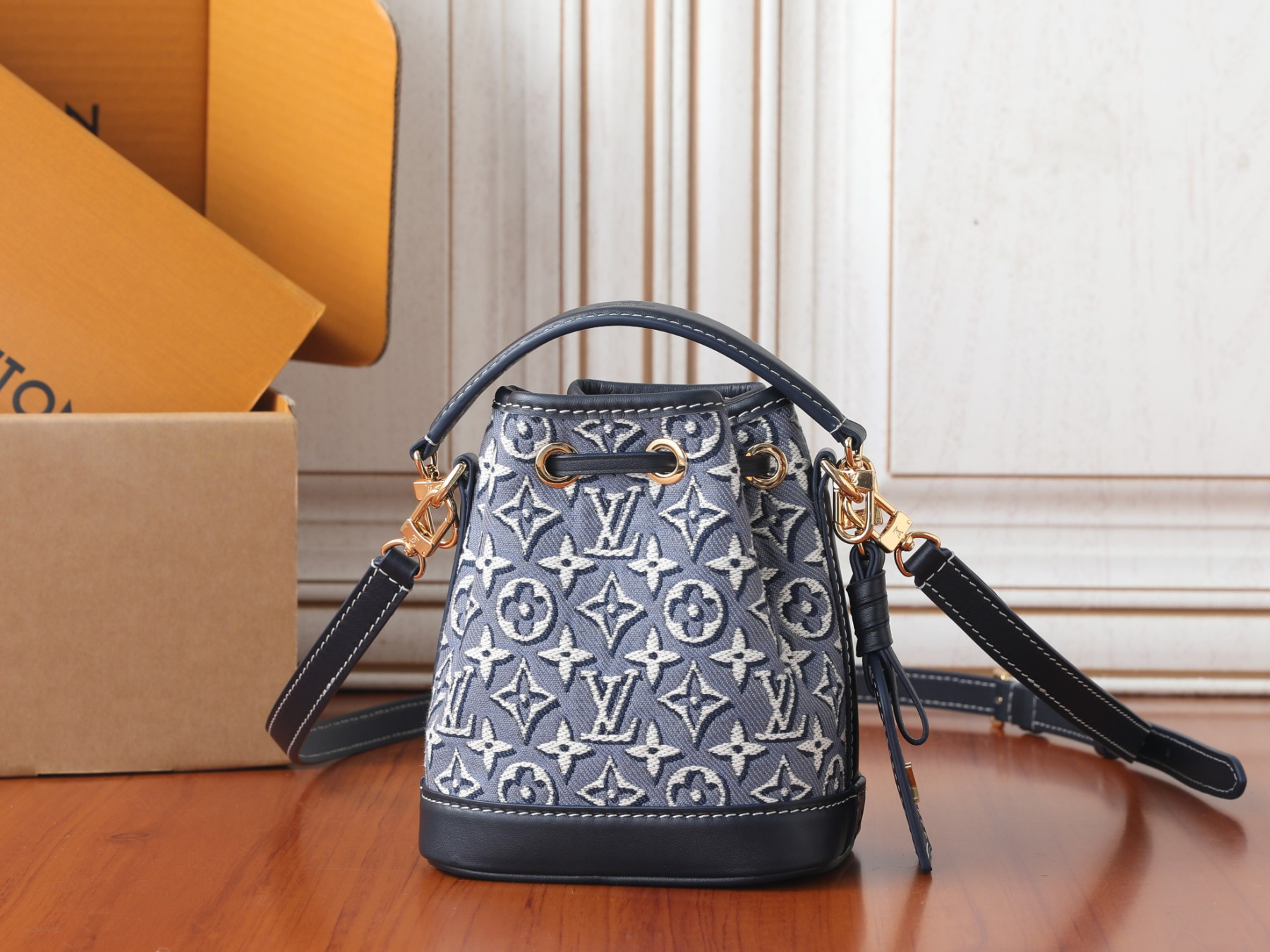 LV Nano Noé M2A150 13 x 16 x 10 cm