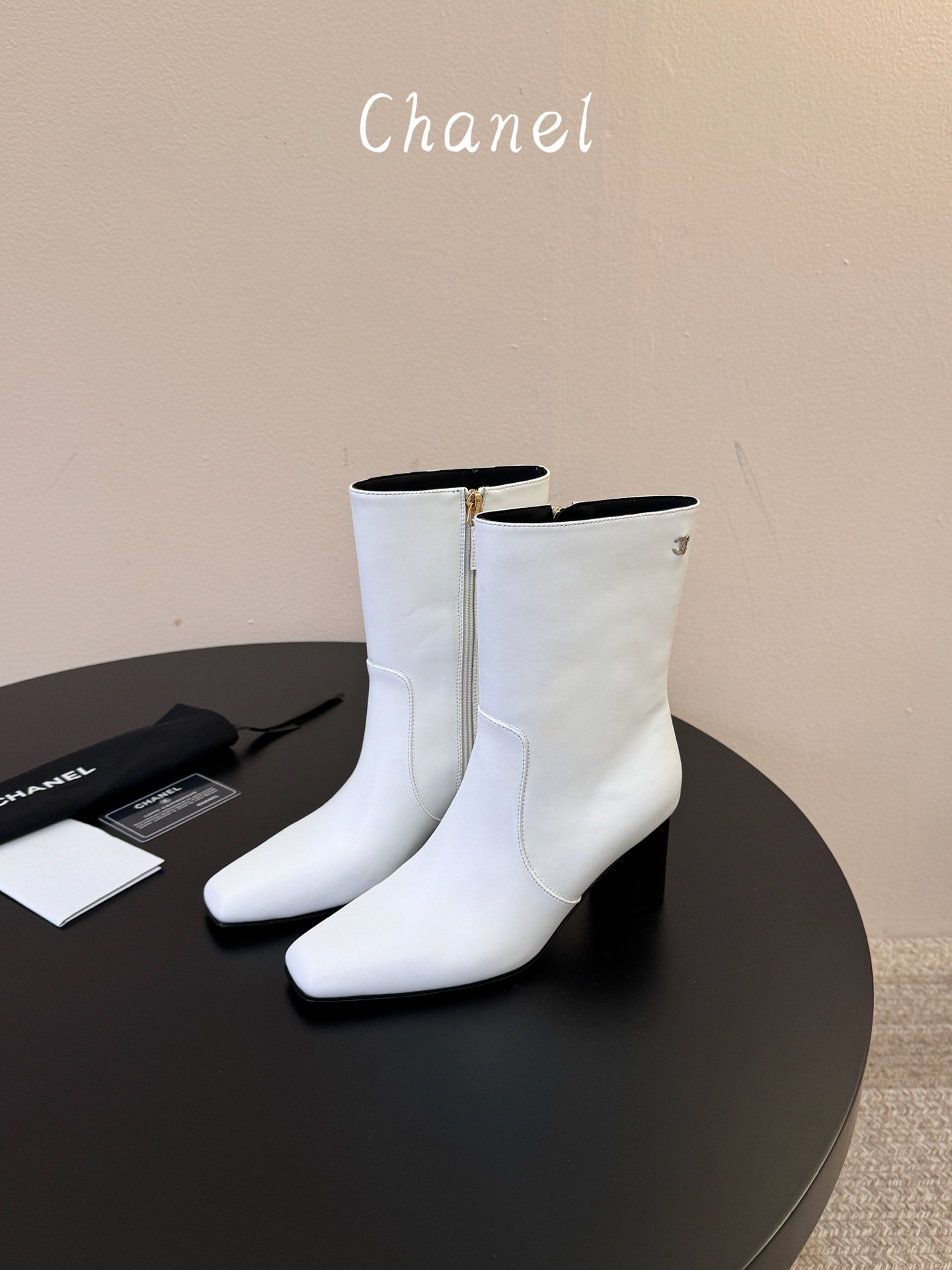 UA Ch**el Boot