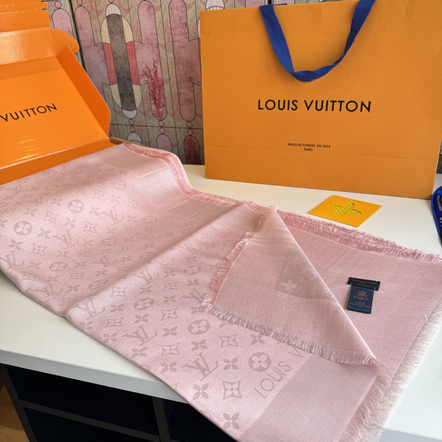 LV scarf 140x140cm