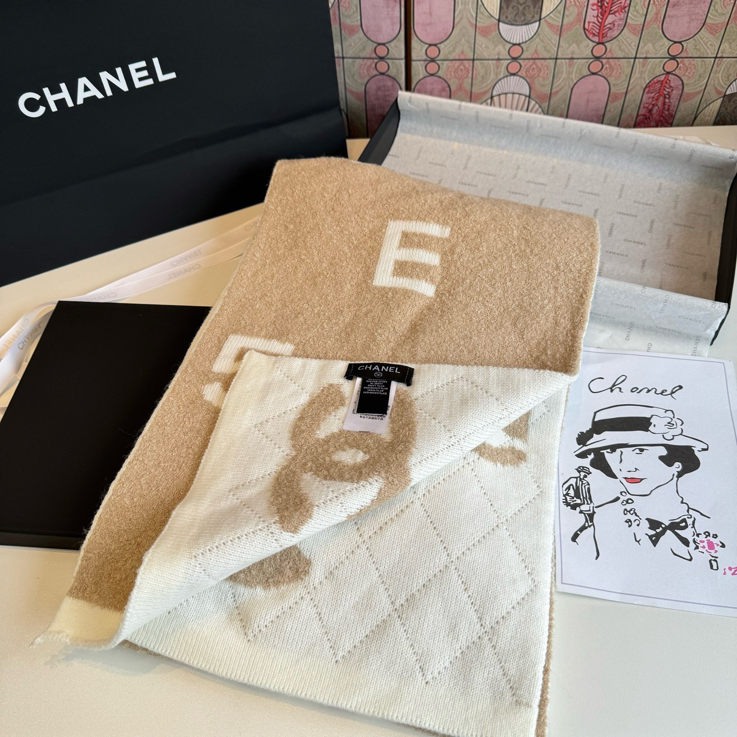 Ch**el scarf 180x30cm 10% Cashmere 90% Wool