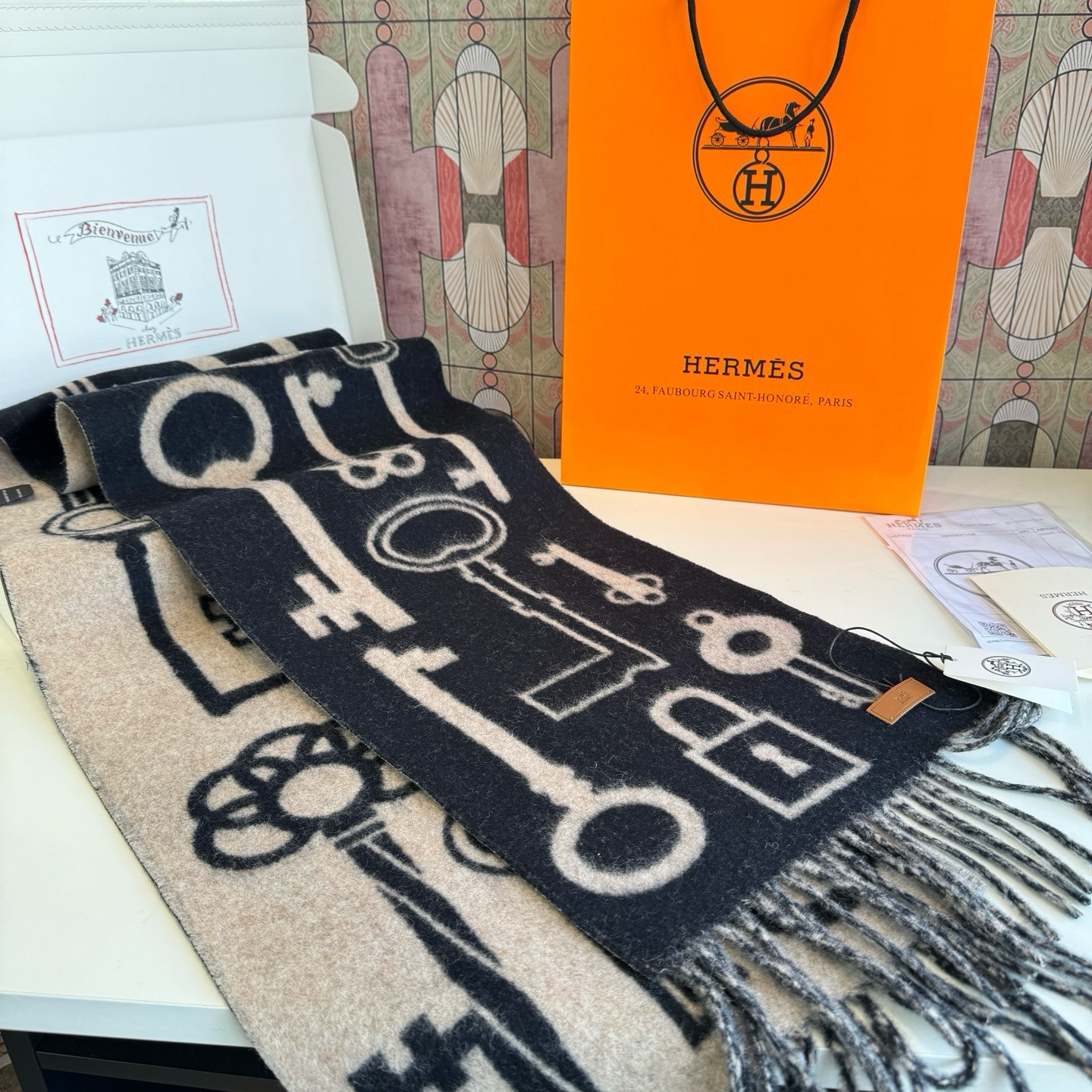 H**me5 scarf 30x180cm 100% Cashmere